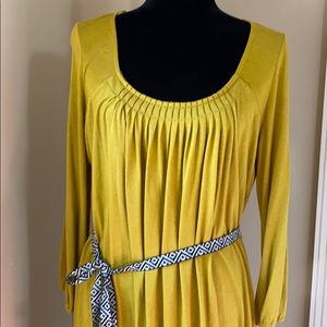 Michael by MK new chartreuse dress w long sleeves